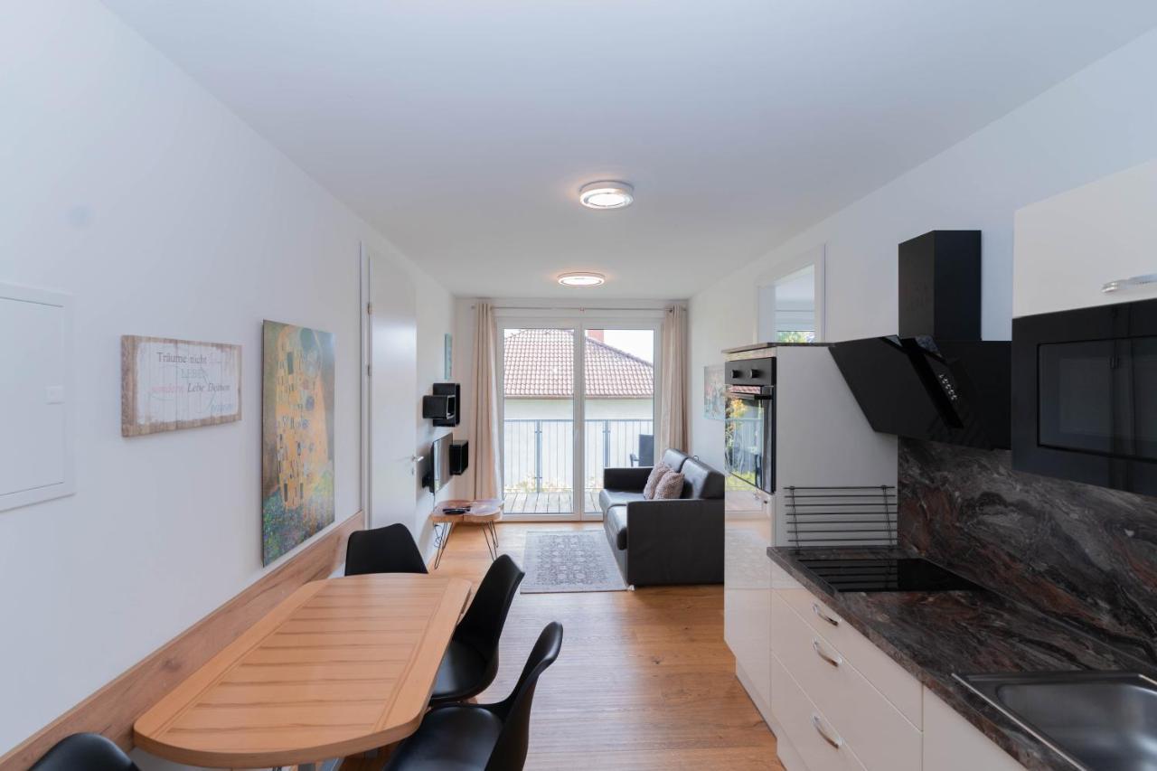 Modern Apartment With Private Balcony Near City Center เวียนนา ภายนอก รูปภาพ